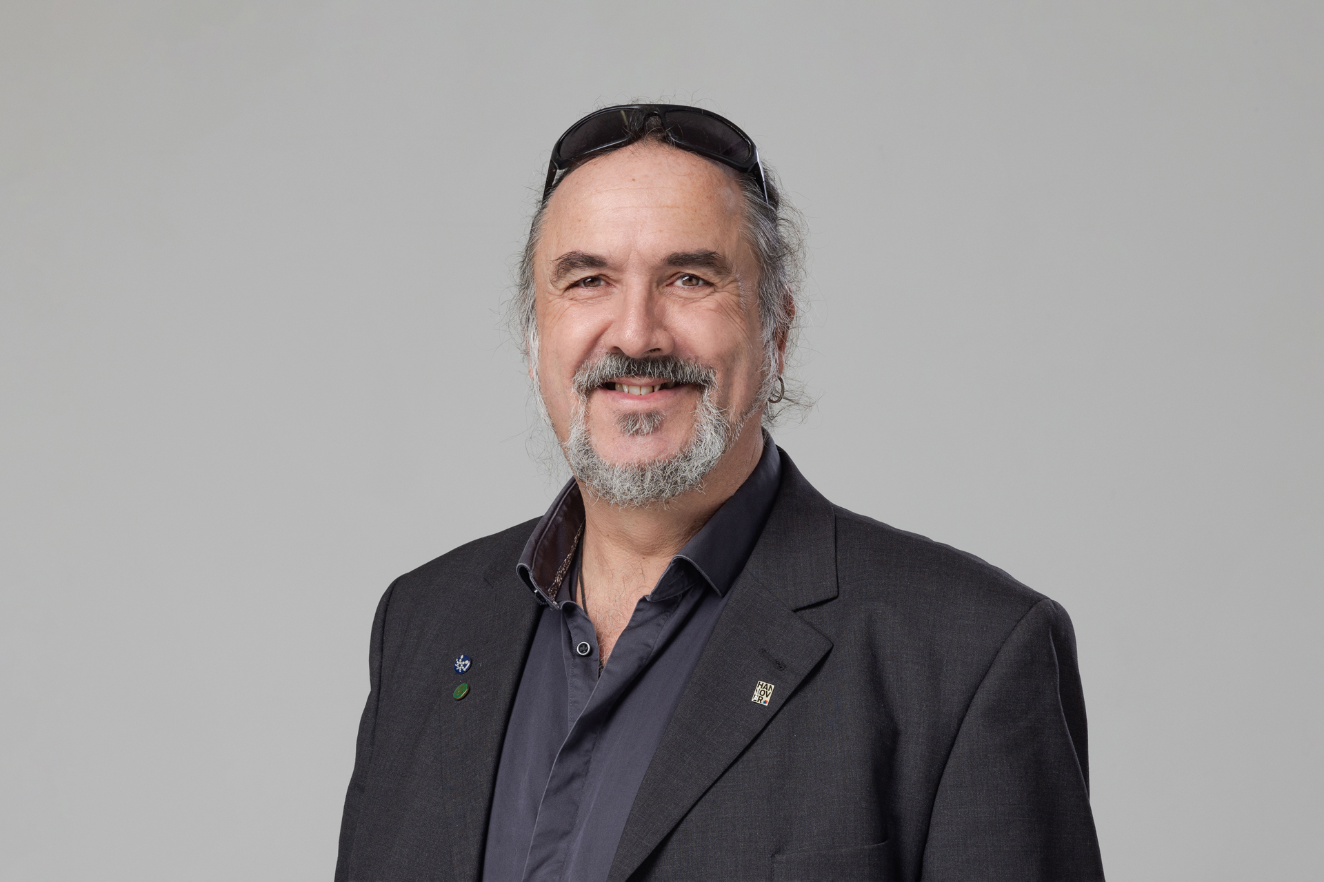 Bruno Adam Wolf, lächelnd.