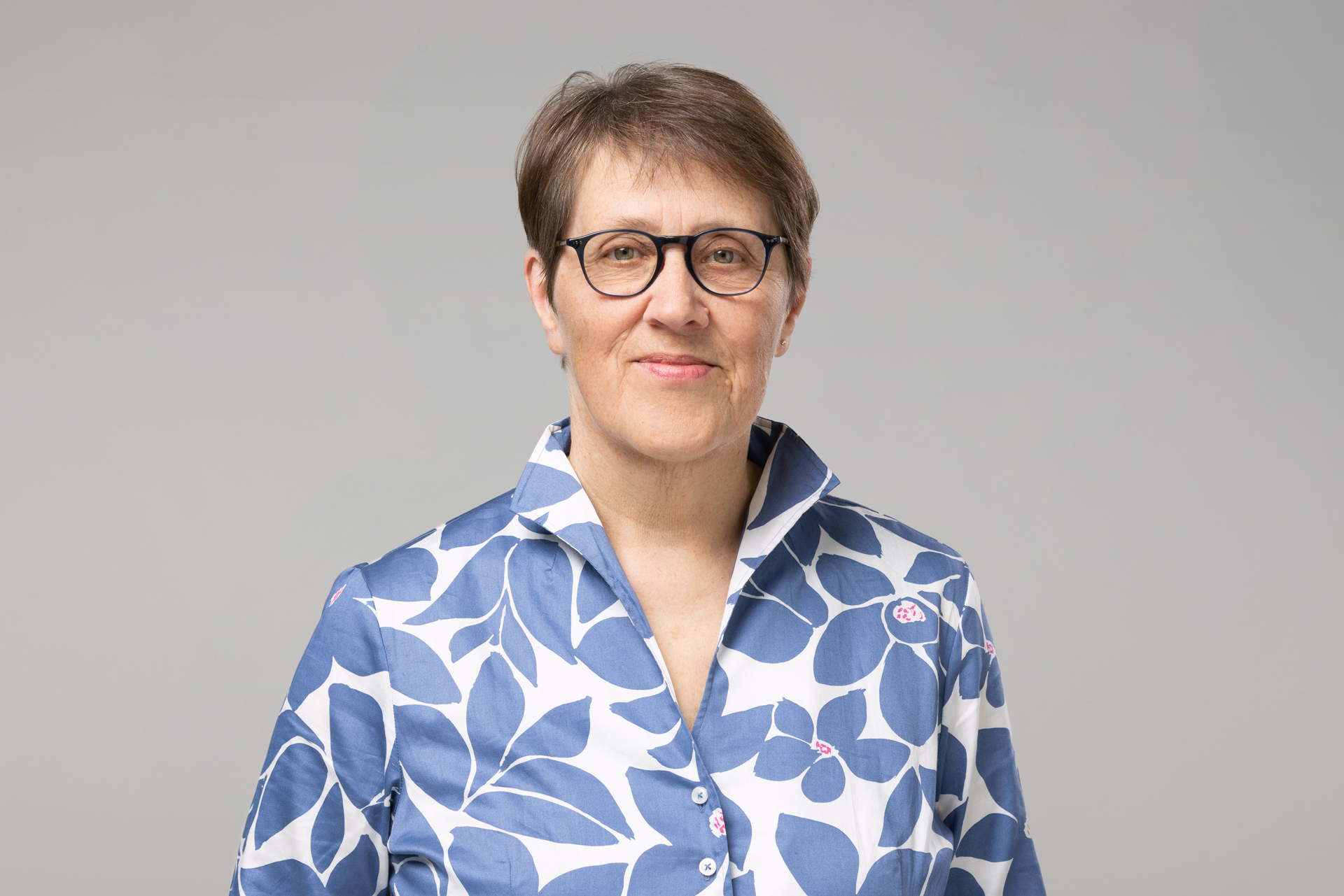 Monica Plate, lächelnd.