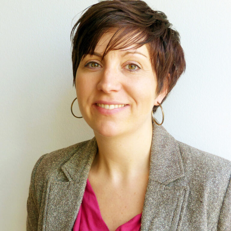 Asja Bek, Bezirksrat Südstadt-Bult, Mitglied im Bezirksrat